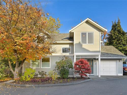 3-4295 Carey Rd, Saanich, BC 