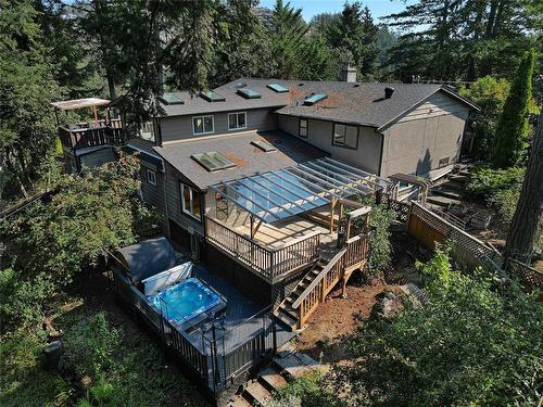 2582 Rainville Rd, Langford, BC 