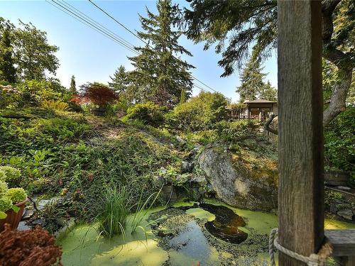 2582 Rainville Rd, Langford, BC 