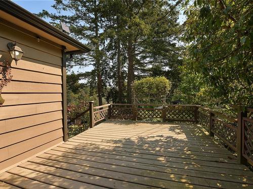 2582 Rainville Rd, Langford, BC 