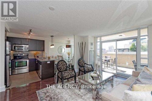 706 - 676 Sheppard Avenue E, Toronto, ON - Indoor Photo Showing Other Room