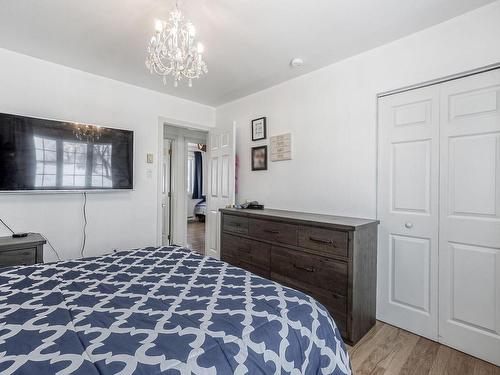 Master bedroom - 990 9E Avenue, Laval (Fabreville), QC - Indoor Photo Showing Bedroom