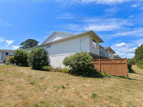 27-4125 Interurban Rd, Saanich, BC 