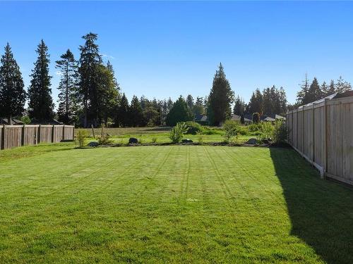 653 Yambury Rd, Qualicum Beach, BC 