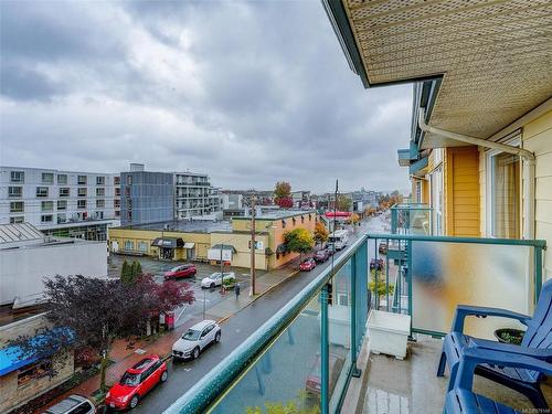 406-9840 Fifth St, Sidney, BC - Outdoor With Balcony