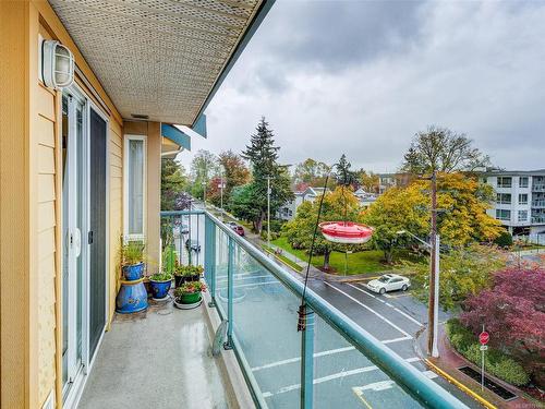 406-9840 Fifth St, Sidney, BC - Outdoor With Balcony With Exterior