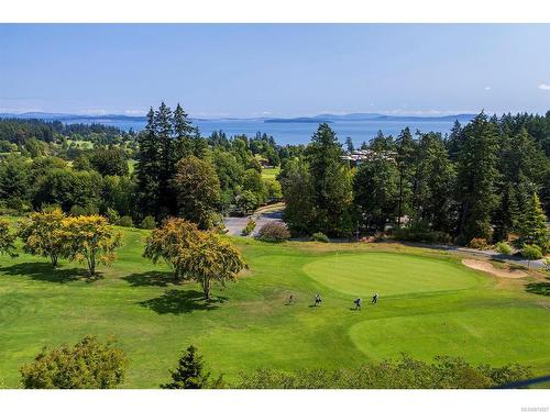 509-5332 Sayward Hill Cres, Saanich, BC - Outdoor With View