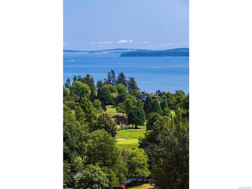 509-5332 Sayward Hill Cres, Saanich, BC - Outdoor With View