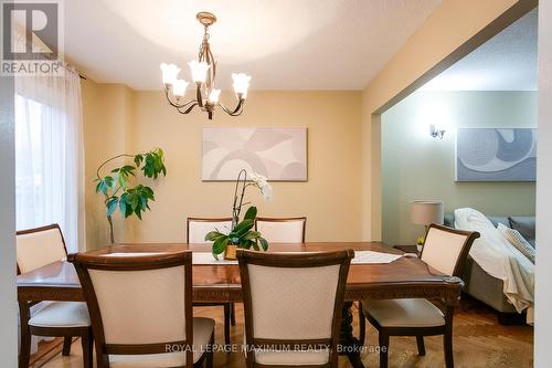 3214 Pilcom Crescent, Mississauga, ON - Indoor Photo Showing Dining Room