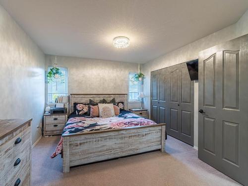 16-2655 Westsyde Rd, Kamloops, BC - Indoor Photo Showing Bedroom