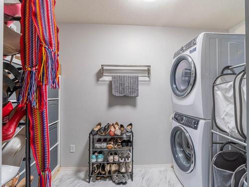 16-2655 Westsyde Rd, Kamloops, BC - Indoor Photo Showing Laundry Room