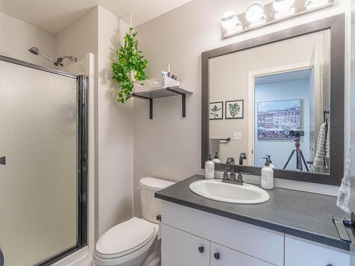 16-2655 Westsyde Rd, Kamloops, BC - Indoor Photo Showing Bathroom