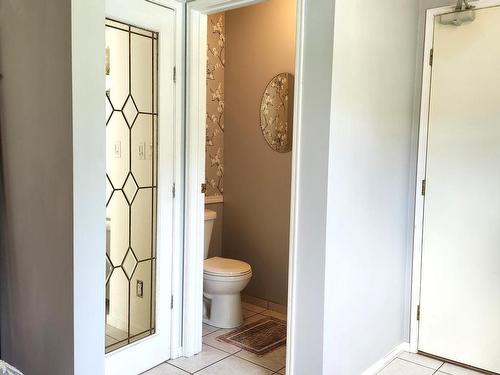 3056 Harmon Road, Clearwater, BC - Indoor Photo Showing Bathroom