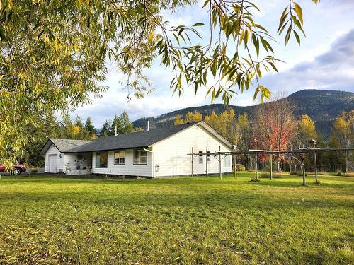 3056 Harmon Road, Clearwater, BC - Outdoor