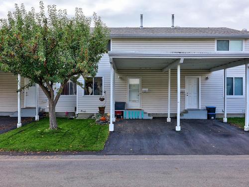 38-2568 Sandpiper Drive, Kamloops, BC - Outdoor