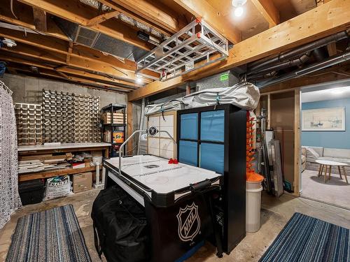 38-2568 Sandpiper Drive, Kamloops, BC - Indoor Photo Showing Basement