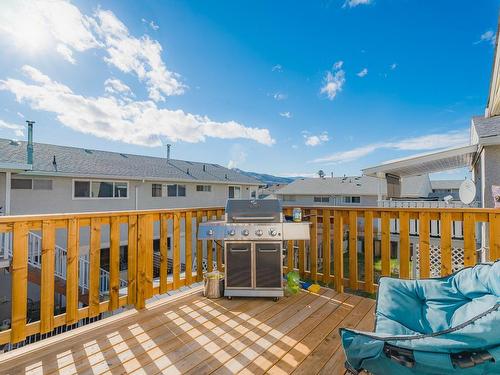 33-800 Valhalla Drive, Kamloops, BC - Outdoor With Deck Patio Veranda