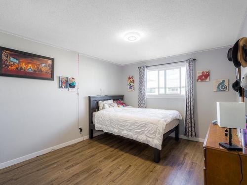 33-800 Valhalla Drive, Kamloops, BC - Indoor Photo Showing Bedroom