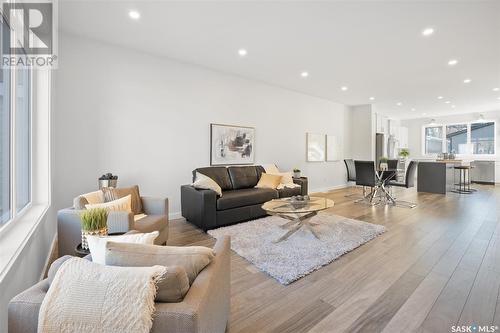 1334 Colony Street, Saskatoon, SK - Indoor Photo Showing Living Room