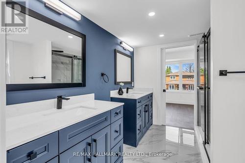 53 Buttonwood Avenue, Toronto, ON - Indoor Photo Showing Bathroom