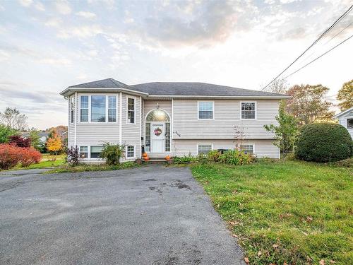 646 Old Sackville Road, Lower Sackville, NS 