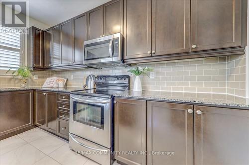 65 Mansbridge Crescent, Ajax, ON - Indoor Photo Showing Kitchen