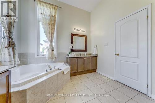 65 Mansbridge Crescent, Ajax, ON - Indoor Photo Showing Bathroom