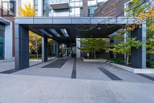 213 - 1 Hurontario Street, Mississauga, ON - Outdoor