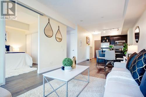 2407 - 103 The Queensway Avenue, Toronto, ON - Indoor Photo Showing Living Room