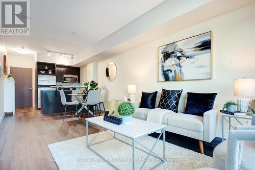 2407 - 103 The Queensway Avenue, Toronto, ON - Indoor Photo Showing Living Room