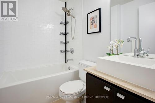 2407 - 103 The Queensway Avenue, Toronto, ON - Indoor Photo Showing Bathroom