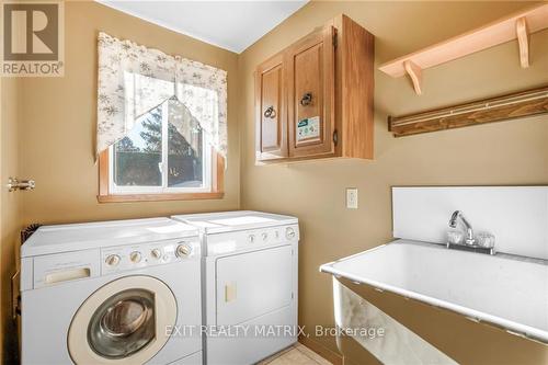 127 Home Avenue, Champlain, ON - Indoor Photo Showing Laundry Room