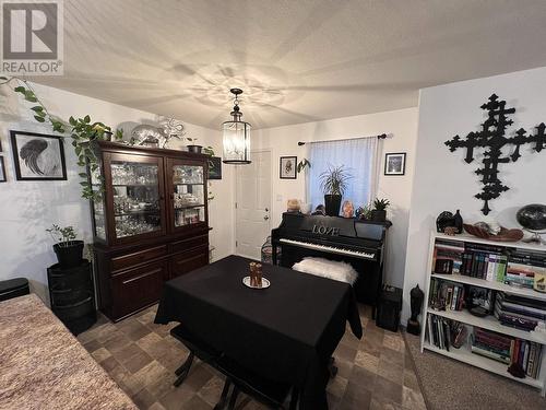 7 4620 E 52 Avenue, Fort Nelson, BC - Indoor Photo Showing Other Room