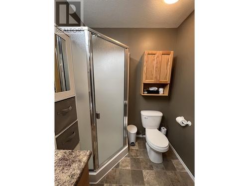 7 4620 E 52 Avenue, Fort Nelson, BC - Indoor Photo Showing Bathroom