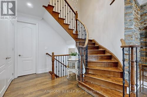 5 San Antonio Court, Richmond Hill, ON - Indoor Photo Showing Other Room