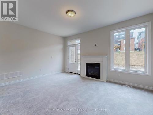 2962 Monarch Drive, Orillia, ON - Indoor Photo Showing Living Room With Fireplace