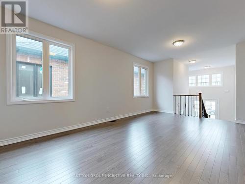 2964 Monarch Drive, Orillia, ON - Indoor Photo Showing Other Room