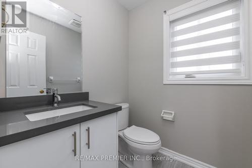 352 Duckworth Street, Barrie, ON - Indoor Photo Showing Bathroom