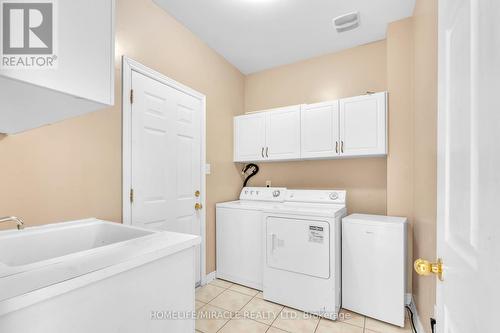 27 Putnam Drive, Brampton, ON - Indoor Photo Showing Laundry Room