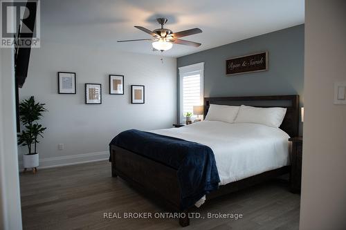 58 York Drive, Smith-Ennismore-Lakefield, ON - Indoor Photo Showing Bedroom