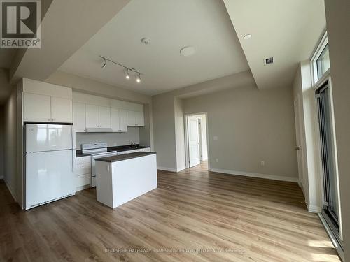 Up36 - 50 Herrick Avenue, St. Catharines, ON - Indoor Photo Showing Kitchen