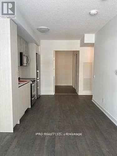 312 - 251 Manitoba Street, Toronto, ON - Indoor Photo Showing Other Room