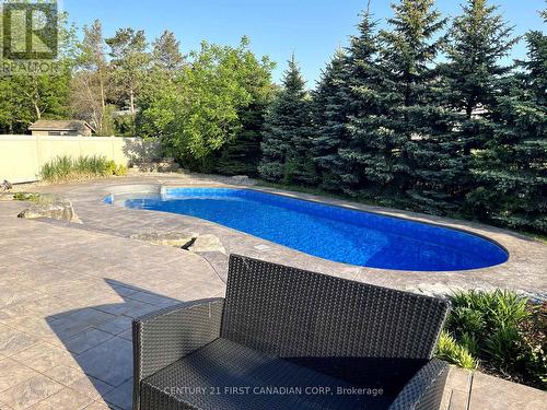 116 Radcliffe Crescent, Lucan Biddulph (Lucan), ON - Outdoor With In Ground Pool With Deck Patio Veranda With Backyard