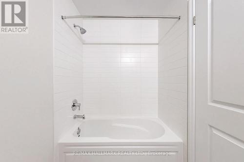 133 Bendemere Road, Brant, ON - Indoor Photo Showing Bathroom