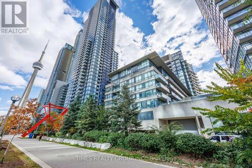 622 - 8 Telegram Mews, Toronto, ON - Outdoor With Facade