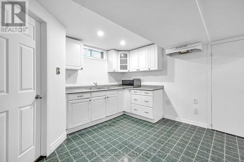 63 Wheatfield Crescent, Kitchener, ON - Indoor Photo Showing Kitchen