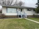 735 Jasper Street, Maple Creek, SK  - Outdoor 