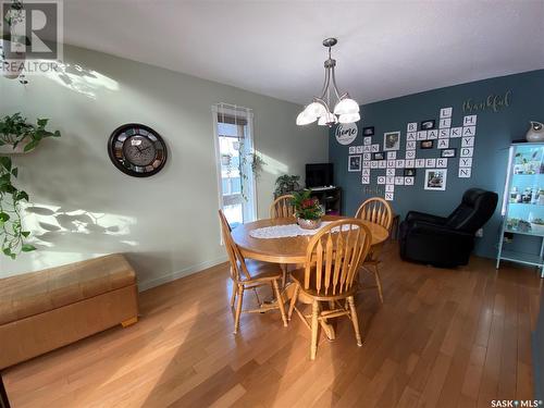 219 Jubilee Crescent, Landis, SK - Indoor Photo Showing Dining Room