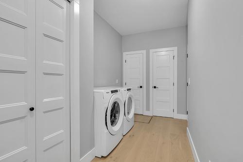 3755 St. James Drive, West Kelowna, BC - Indoor Photo Showing Laundry Room