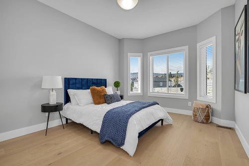 3755 St. James Drive, West Kelowna, BC - Indoor Photo Showing Bedroom